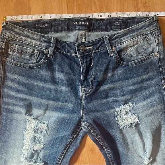 VIGOSS- THE THOMPSON TOMBOY -DISTRESSED JEANS - Picture 4 of 10